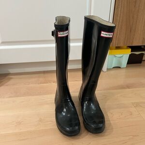 Hunter women’s black original gloss rain boots us women’s size 8 EU 39